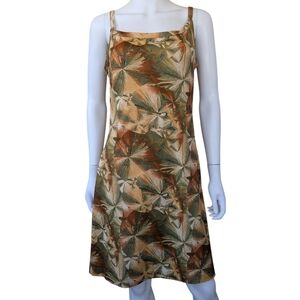 Peteria Tropical Leaf Print Dress